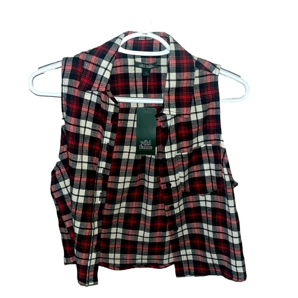 wild fable red and black plaid button up sleeveless vest - Picture 2 of 6